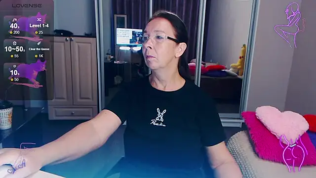 Snapshot of Celine_Faer1 chatting on 24, 6, 2026 Celine Faer1 online show from 24, 6, 2026