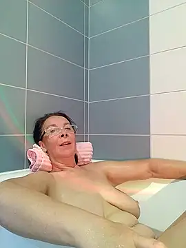 Snapshot of Celine_Faer1 chatting on 7, 7, 2026 Celine Faer1 online show from 7, 7, 2026