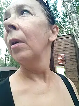 Snapshot of Celine_Faer1 chatting on 29, 7, 2026 Celine Faer1 online show from 29, 7, 2026