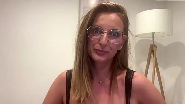 Snapshot of HornyJudith chatting on 10, 6, 2026 HornyJudith online show from 10, 6, 2026