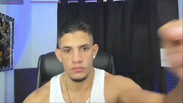 jhonnysnow17 online show from 26, 6, 2026
