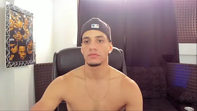 jhonnysnow17 online show from 13, 7, 2026