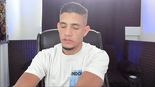 jhonnysnow17 online show from 1, 8, 2026