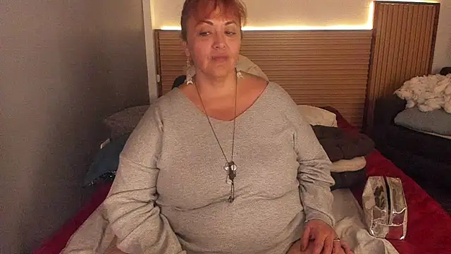 megan dreamsss online show from 7, 8, 2026