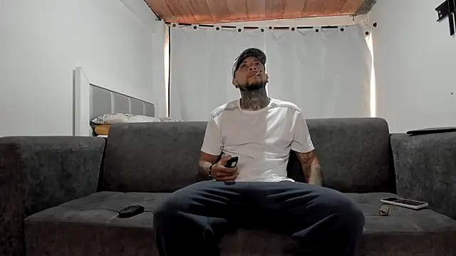 doglass costa online show from 24, 2, 2026