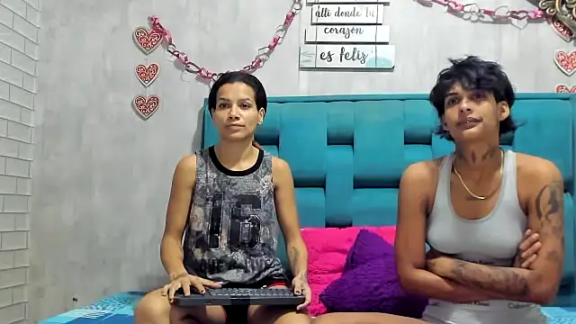 Snapshot of chicamir22 chatting on 17, 10, 2025 chicamir22 online show from 17, 10, 2025