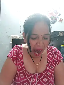 Poojabhabi101 online show from 16, 2, 2026