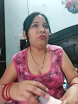 Snapshot of Poojabhabi101 chatting on 11, 5, 2026 Poojabhabi101 online show from 11, 5, 2026