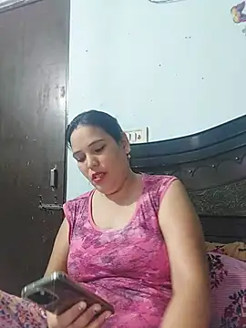 Snapshot of Poojabhabi101 chatting on 3, 6, 2026 Poojabhabi101 online show from 3, 6, 2026