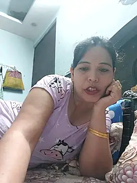 Snapshot of Poojabhabi101 chatting on 4, 6, 2026 Poojabhabi101 online show from 4, 6, 2026