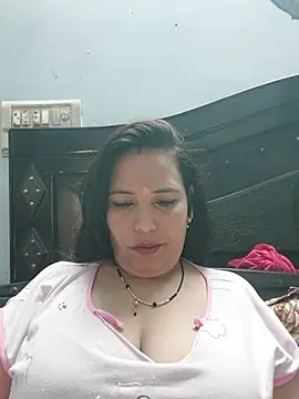 Snapshot of Poojabhabi101 chatting on 20, 6, 2026 Poojabhabi101 online show from 20, 6, 2026