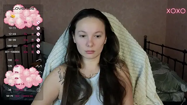 lil luna x online show from 22, 1, 2025