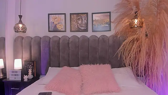cute  cherry  online show from 2, 5, 2026