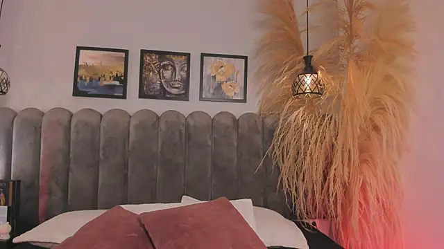cute  cherry  online show from 4, 7, 2026