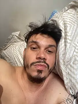 Snapshot of alejandro_stark chatting on 4, 1, 2025 alejandro stark online show from 4, 1, 2025