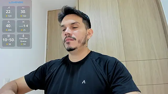 Snapshot of alejandro_stark chatting on 15, 11, 2025 alejandro stark online show from 15, 11, 2025