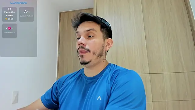 Snapshot of alejandro_stark chatting on 22, 11, 2025 alejandro stark online show from 22, 11, 2025