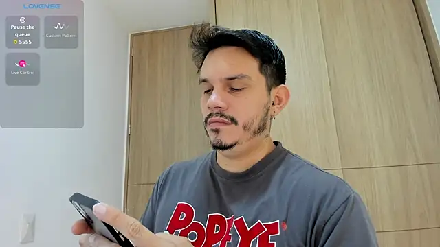 Snapshot of alejandro_stark chatting on 24, 11, 2025 alejandro stark online show from 24, 11, 2025