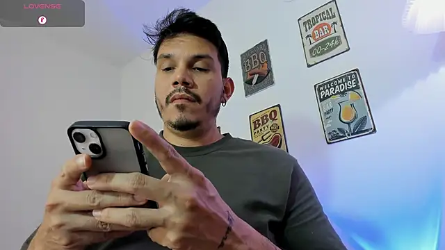 Snapshot of alejandro_stark chatting on 18, 1, 2026 alejandro stark online show from 18, 1, 2026