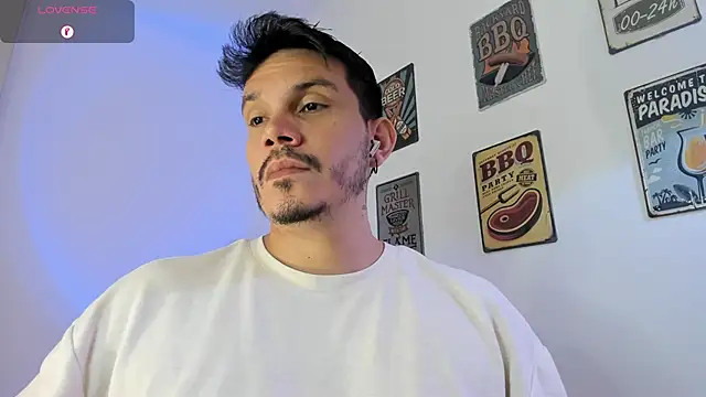 Snapshot of alejandro_stark chatting on 11, 3, 2026 alejandro stark online show from 11, 3, 2026