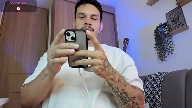 alejandro stark online show from 30, 6, 2026