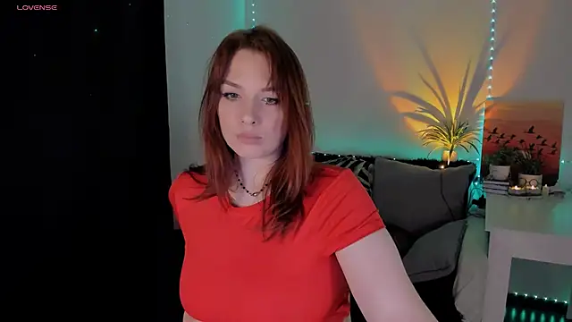 mia x love online show from 23, 12, 2024