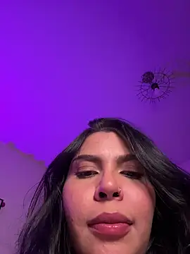 GigiiStone online show from 9, 5, 2026
