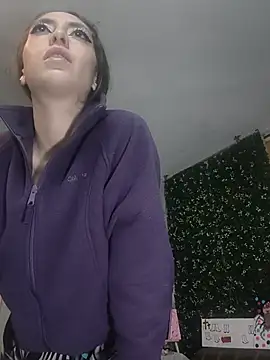 VickyJackson  online show from 28, 7, 2026
