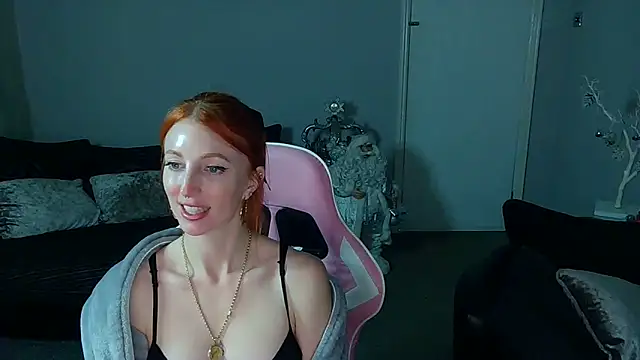 Red firesquirt online show from 14, 12, 2024