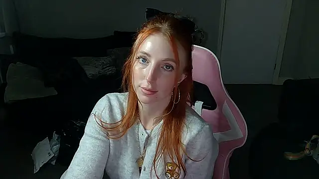 Red firesquirt online show from 20, 1, 2025