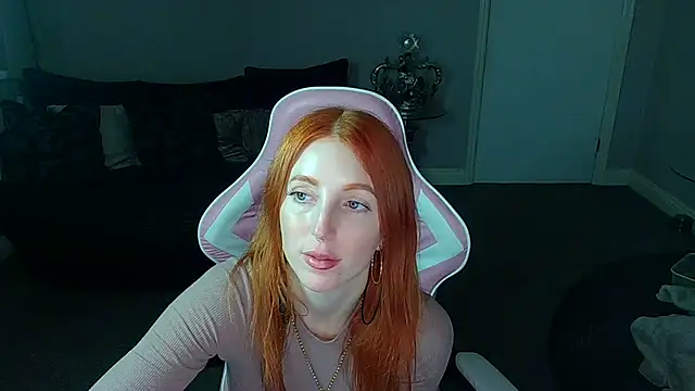 Red firesquirt online show from 22, 1, 2025