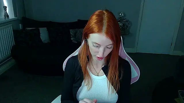 Red firesquirt online show from 27, 1, 2025