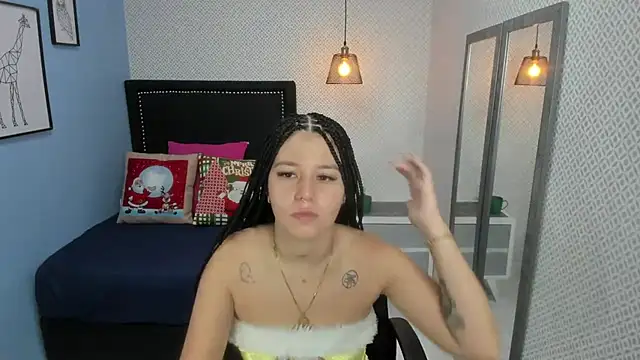 Snapshot of LORENADAVIES chatting on 24, 12, 2024 LORENADAVIES online show from 24, 12, 2024