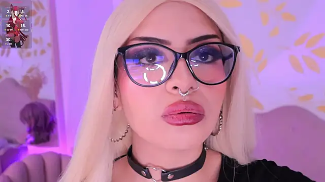 Snapshot of Misselektra__ chatting on 6, 10, 2025 Misselektra   online show from 6, 10, 2025