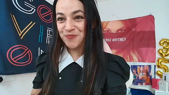 LovelyAzucena online show from 28, 7, 2026