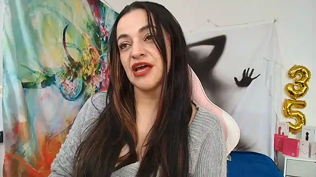 LovelyAzucena online show from 8, 8, 2026