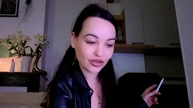 Lilie romeo online show from 17, 12, 2024