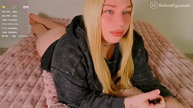 Snapshot of IsabellaFigueredo__ chatting on 11, 1, 2026 IsabellaFigueredo online show from 11, 1, 2026