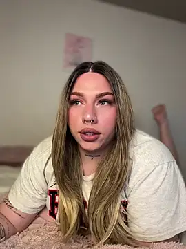 Snapshot of IsabellaFigueredo__ chatting on 8, 3, 2026 IsabellaFigueredo online show from 8, 3, 2026