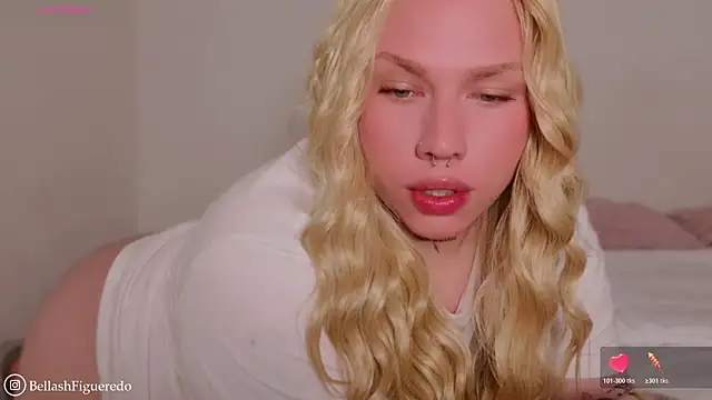 Snapshot of IsabellaFigueredo__ chatting on 28, 3, 2026 IsabellaFigueredo online show from 28, 3, 2026