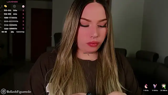 Snapshot of IsabellaFigueredo__ chatting on 7, 4, 2026 IsabellaFigueredo online show from 7, 4, 2026