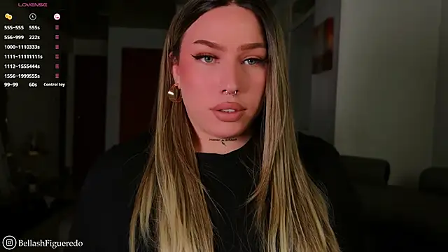 Snapshot of IsabellaFigueredo__ chatting on 14, 4, 2026 IsabellaFigueredo online show from 14, 4, 2026