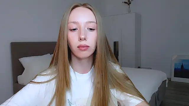 Luna insniity online show from 25, 1, 2025