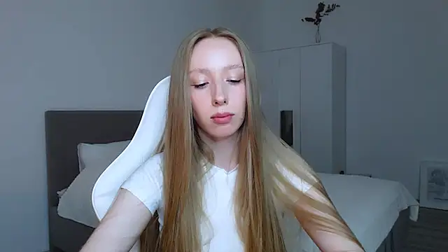 Luna insniity online show from 17, 9, 2025