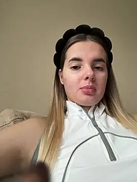 Snapshot of Donna_Evans chatting on 30, 10, 2025 Donna Evans online show from 30, 10, 2025