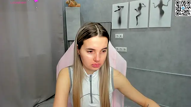 Snapshot of Donna_Evans chatting on 5, 3, 2026 Donna Evans online show from 5, 3, 2026