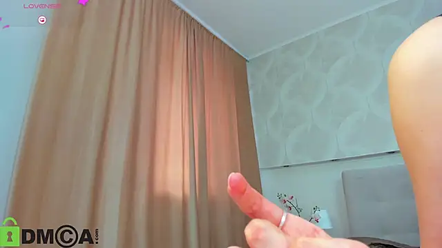 Donna Evans online show from 18, 5, 2026