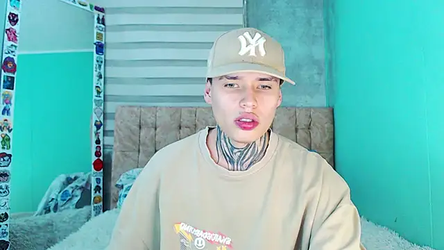  justinmoon2 online show from 23, 11, 2025