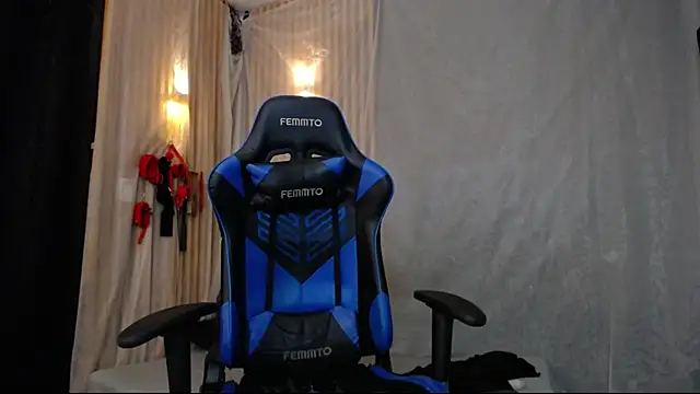 Snapshot of julia_sweet_1 chatting on 2, 3, 2025 julia sweet 1 online show from 2, 3, 2025