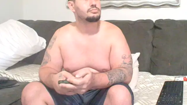 Badcuzwefun187 online show from 21, 4, 2026